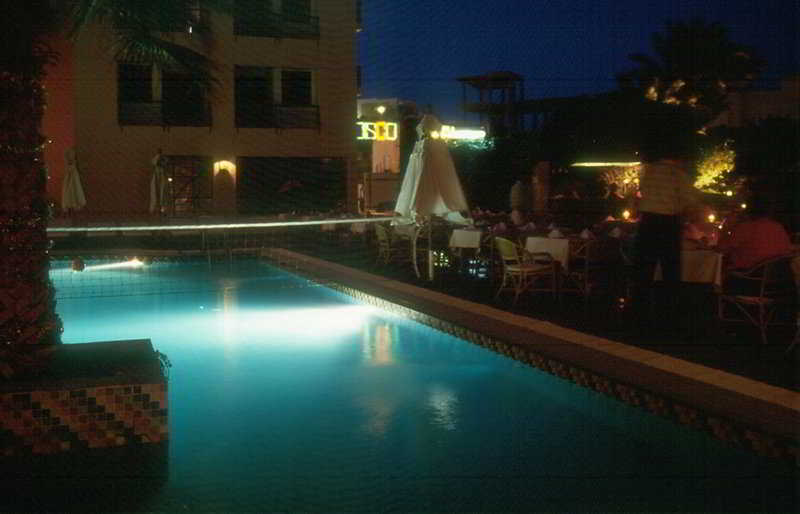 Jewels La Perla Hotel ฮูร์กาดา ภายนอก รูปภาพ